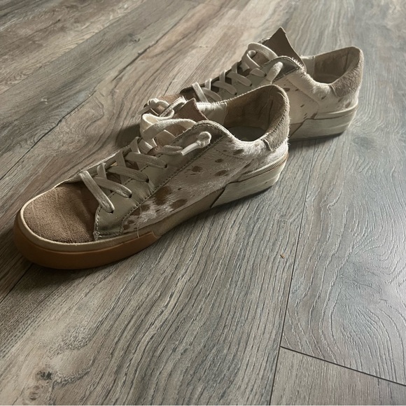 Dolce Vita Pony hair sneaker - Picture 2 of 5